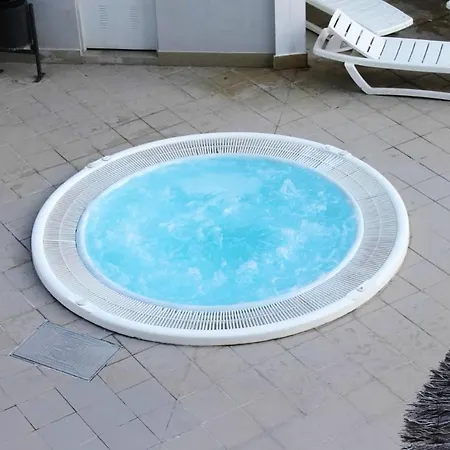 アパート Apartment With One Bedroom In Alacant With Wonderful Mountain View Shared Pool Furnished Terrace 800 M From The Beach